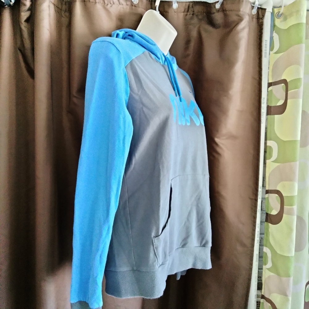 Nike hooded sweatshirt M - Picture 10 of 11